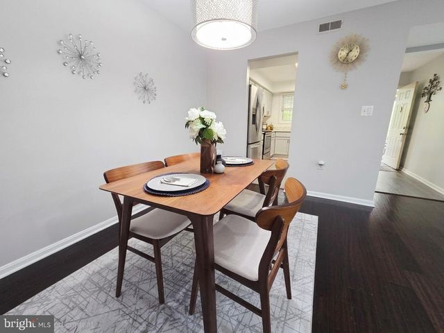 9914 GRAPEWOOD CT, Manassas, VA 20110