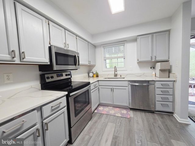 9914 GRAPEWOOD CT, Manassas, VA 20110