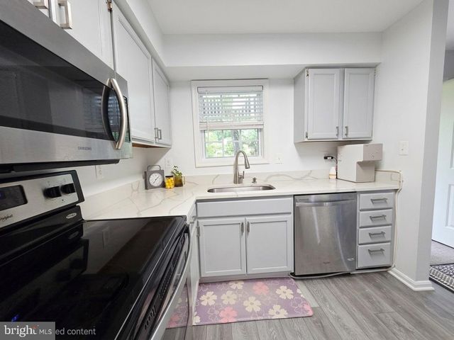 9914 GRAPEWOOD CT, Manassas, VA 20110