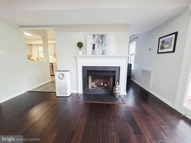 9914 GRAPEWOOD CT, Manassas, VA 20110