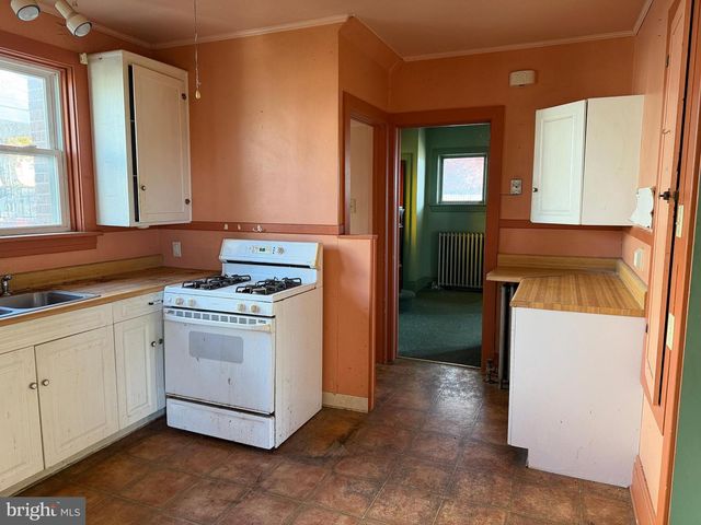 3428 OLD ORCHARD RD, Harrisburg, PA 17109