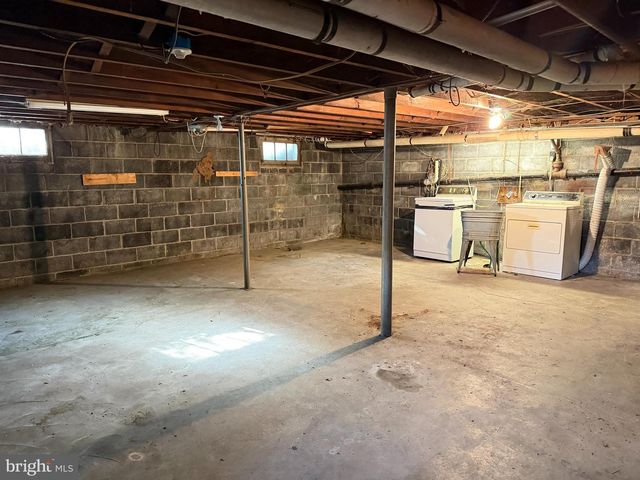 3428 OLD ORCHARD RD, Harrisburg, PA 17109