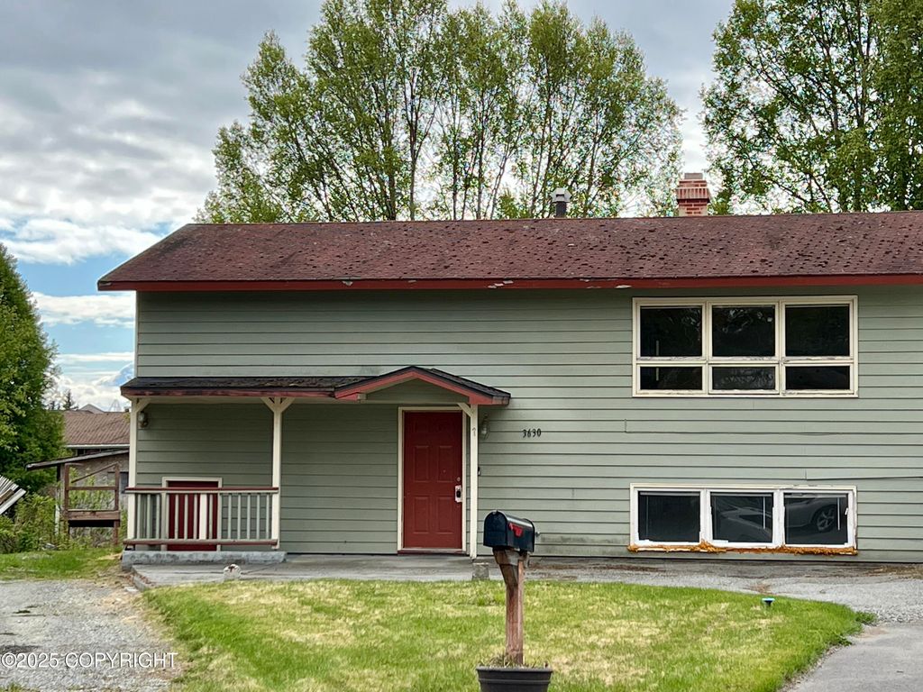 3630 Dunkirk Court, Anchorage, AK 99502