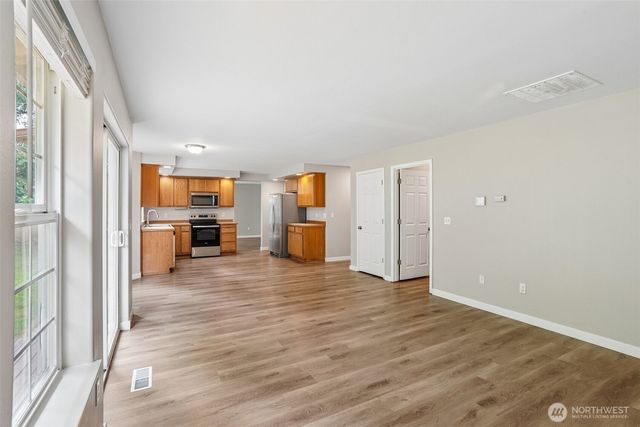 15619 85th Avenue NW, Stanwood, WA 98292