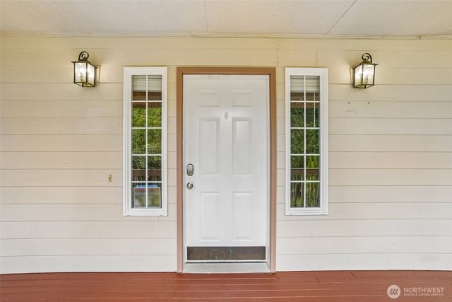 15619 85th Avenue NW, Stanwood, WA 98292