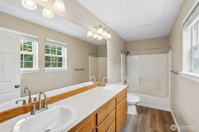15619 85th Avenue NW, Stanwood, WA 98292
