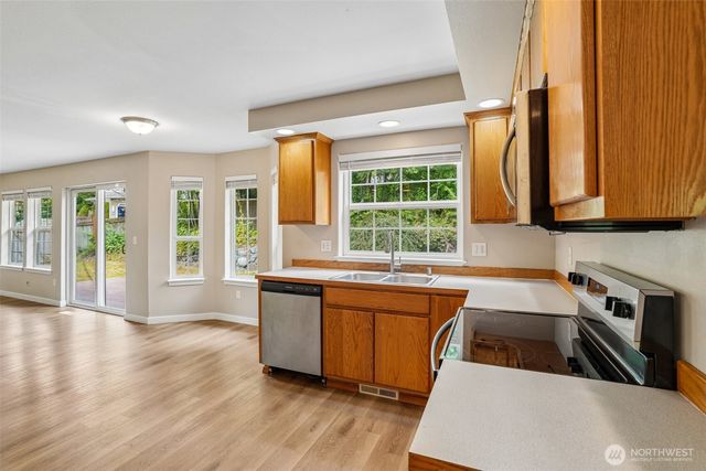15619 85th Avenue NW, Stanwood, WA 98292