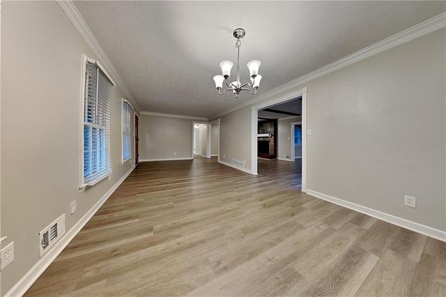2755 Hickory Circle, Snellville, GA 30078