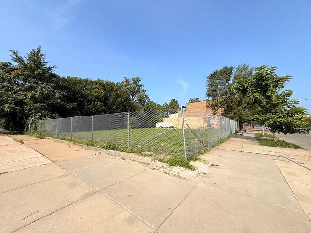 532 E 61st Street, Chicago, IL 60637