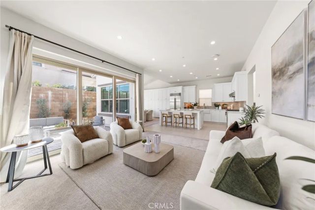 115 fairgreen, Irvine, CA 92618