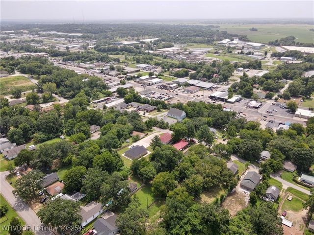 1501 S 12th Street, Fort Smith, AR 72901