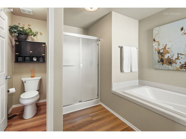 17109 Sw GREEN HERON Dr, Sherwood, OR 97140