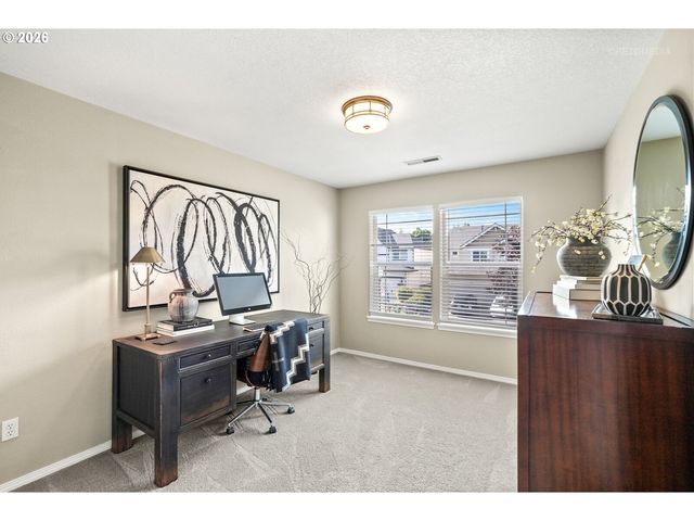 17109 Sw GREEN HERON Dr, Sherwood, OR 97140
