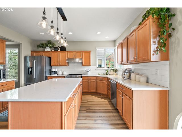 17109 Sw GREEN HERON Dr, Sherwood, OR 97140