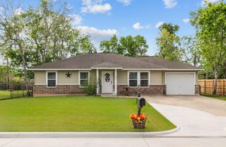 253 Briarcreek Street, Richwood, TX 77531