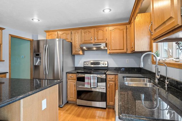 1919 SAGEBRUSH WAY, Green Bay, WI 54311