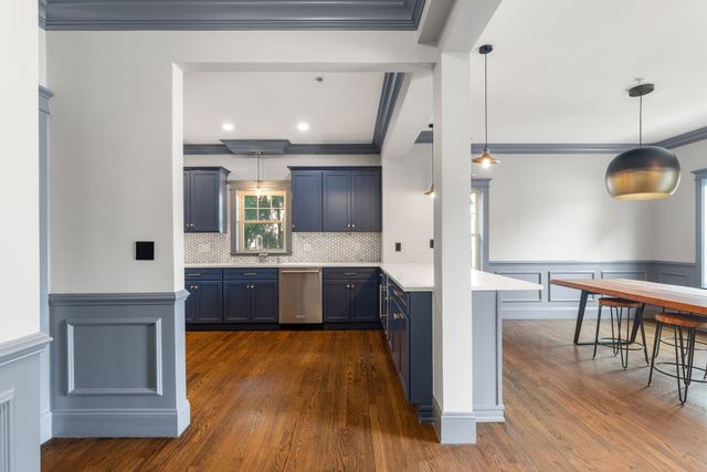 248 Presidents Ln 4, Quincy, MA 02169