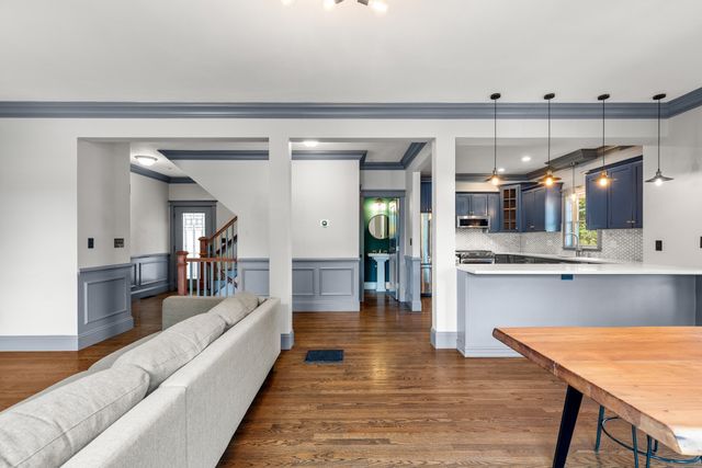 248 Presidents Ln 4, Quincy, MA 02169