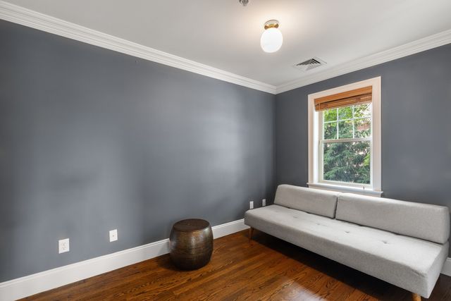 248 Presidents Ln 4, Quincy, MA 02169