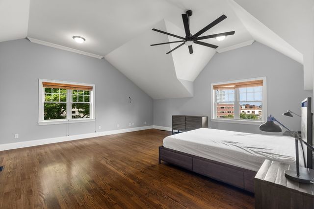 248 Presidents Ln 4, Quincy, MA 02169