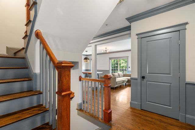 248 Presidents Ln 4, Quincy, MA 02169