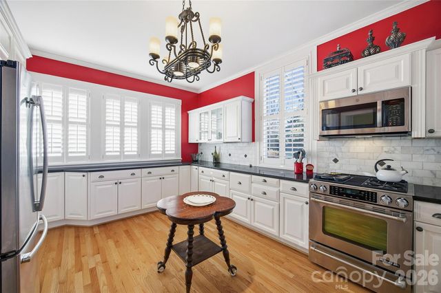 15 Kings Mountain Street, York, SC 29745