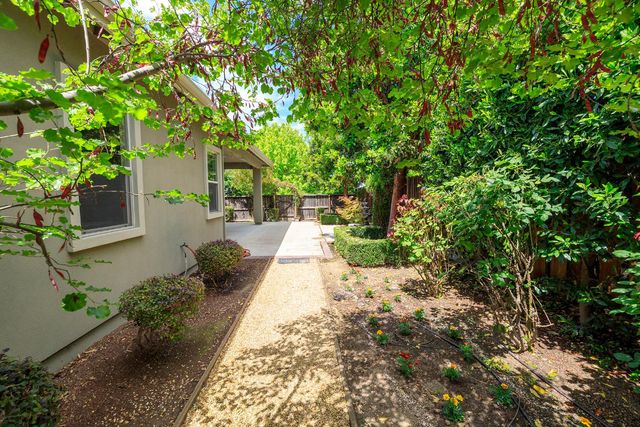 4692 Prairie Falcon Way, Turlock, CA 95382
