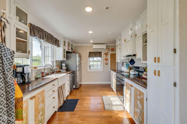 500 Milburnton Road, Limestone, TN 37681