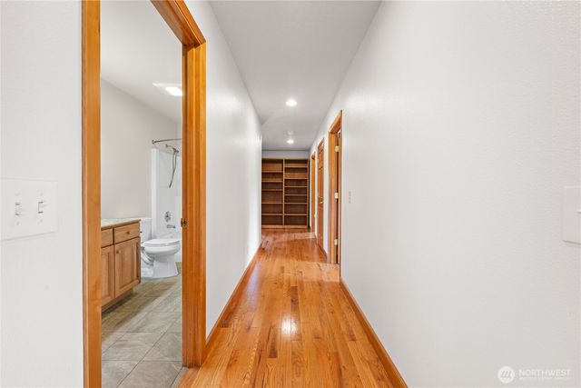 17107 Mill Ln, Long Beach, WA 98631