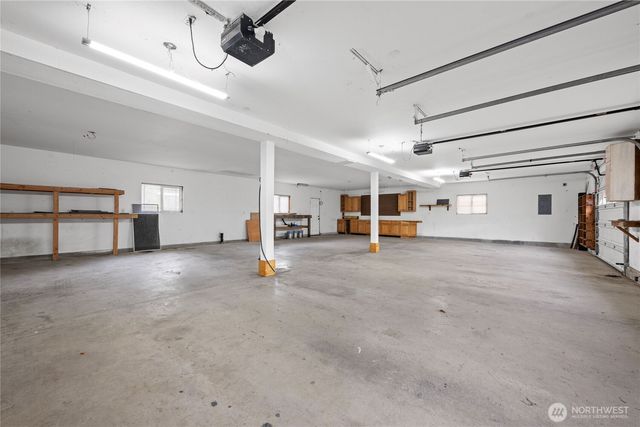 17107 Mill Ln, Long Beach, WA 98631