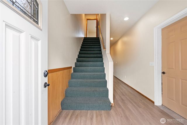 17107 Mill Ln, Long Beach, WA 98631