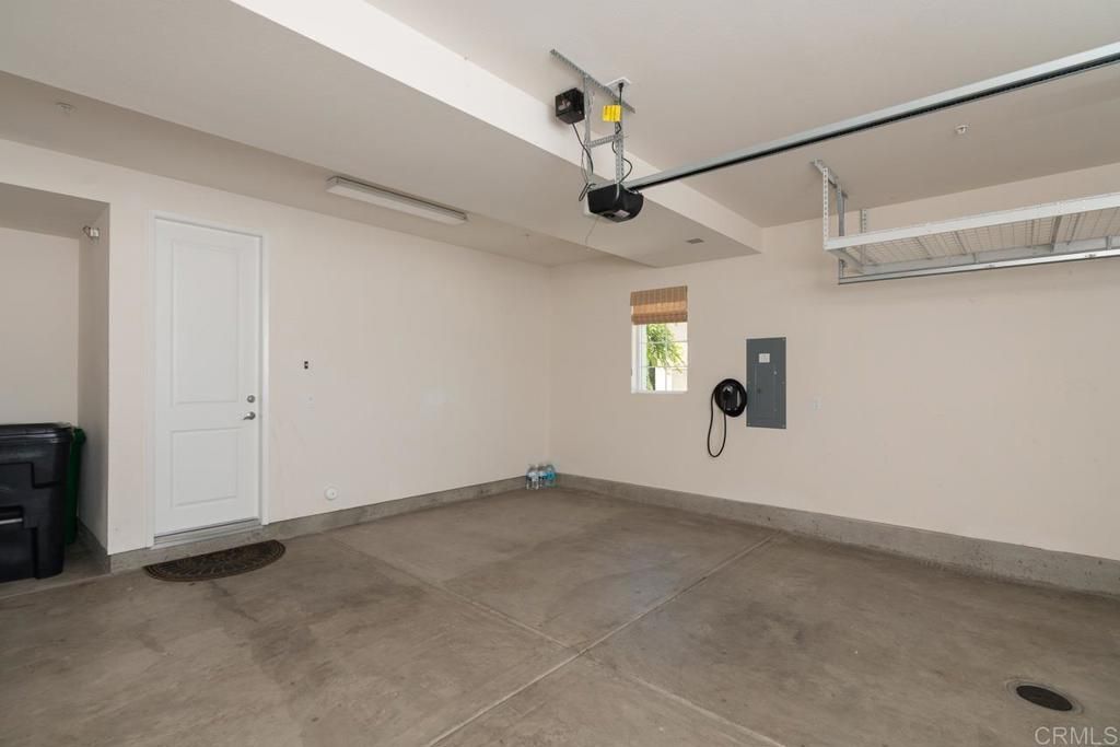 Image 18 of property listing at 1185 Via Lucero, Oceanside, CA 92056