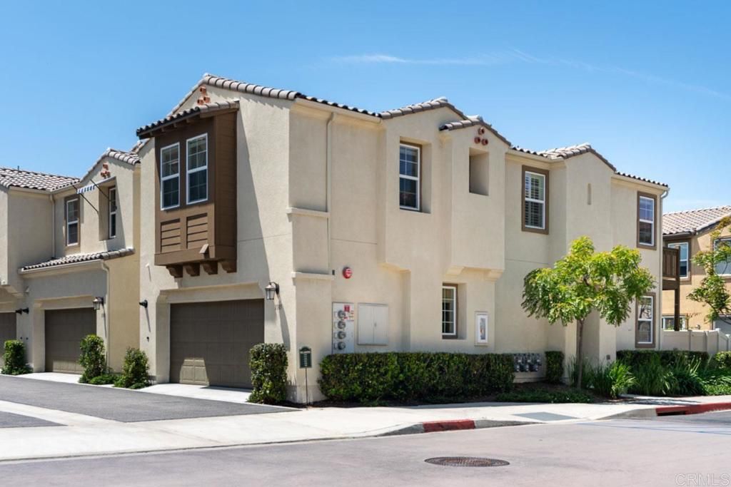 Image 24 of property listing at 1185 Via Lucero, Oceanside, CA 92056