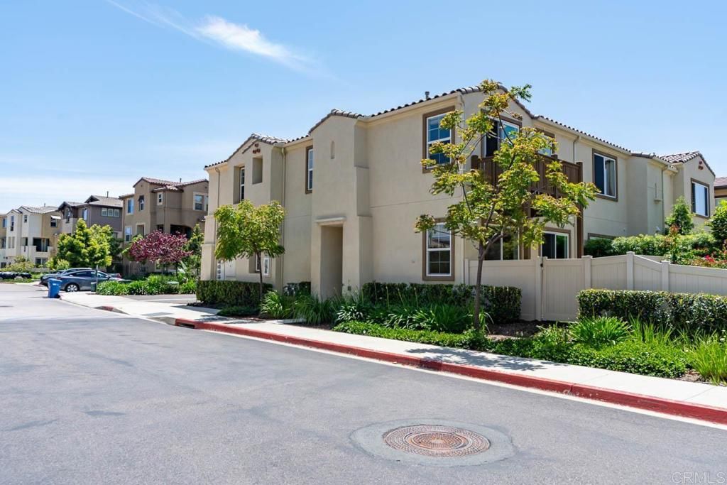 Image 25 of property listing at 1185 Via Lucero, Oceanside, CA 92056
