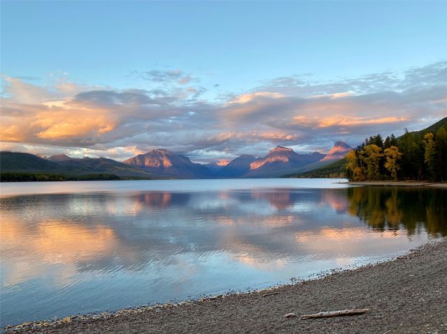 586 Apgar Loop Road, West Glacier, MT 59936