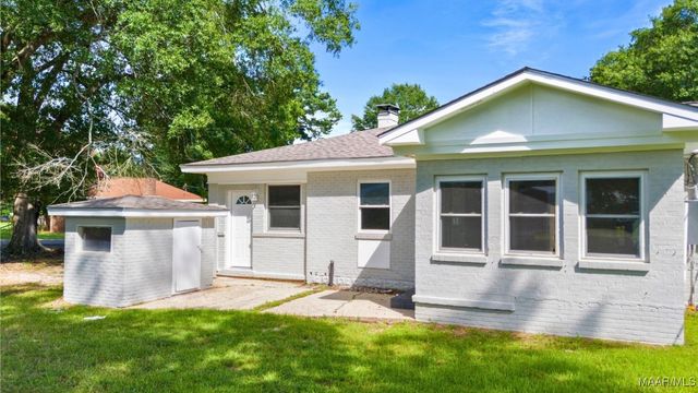 7 Narrow Lane, Wetumpka, AL 36092