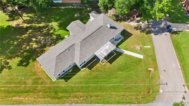 7 Narrow Lane, Wetumpka, AL 36092