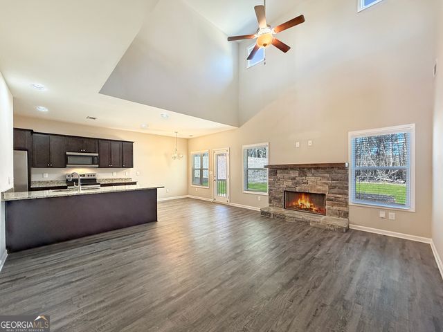 6369 Woodland Station Drive, Lula, GA 30554