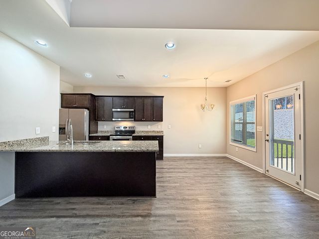 6369 Woodland Station Drive, Lula, GA 30554