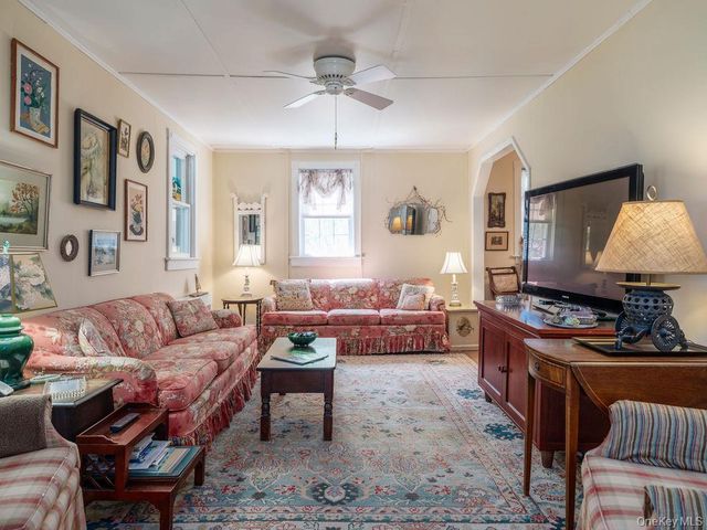 1415 4th Street, New Suffolk, NY 11956
