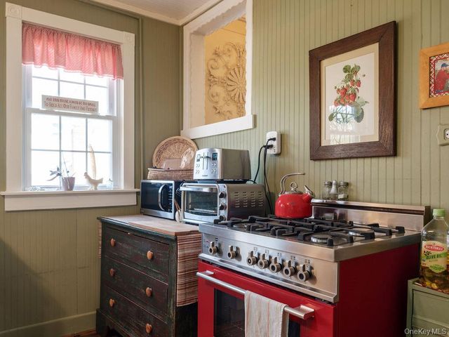 1415 4th Street, New Suffolk, NY 11956