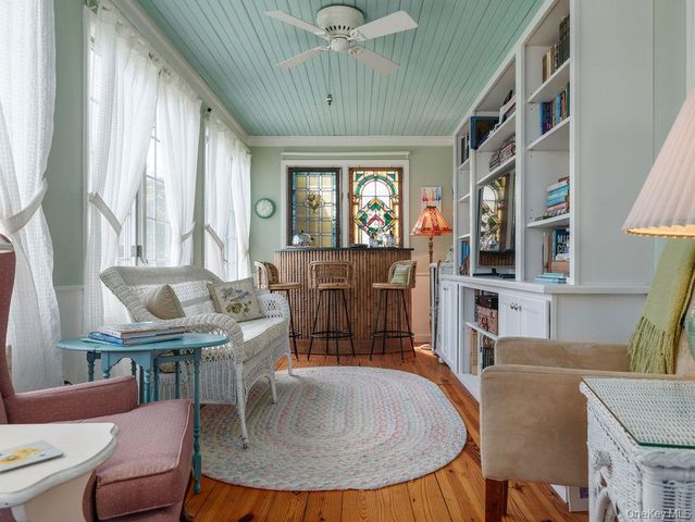 1415 4th Street, New Suffolk, NY 11956