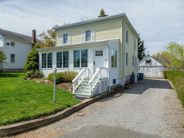1415 4th Street, New Suffolk, NY 11956