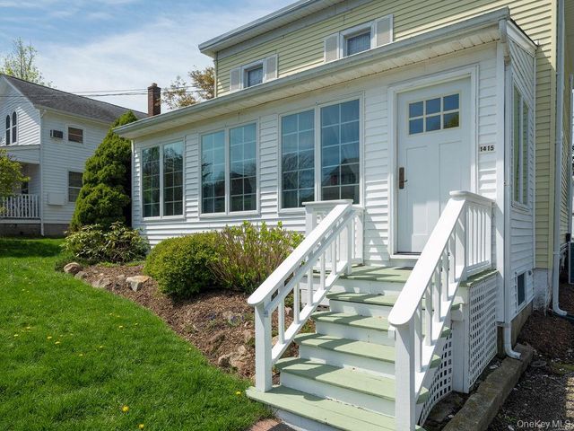 1415 4th Street, New Suffolk, NY 11956