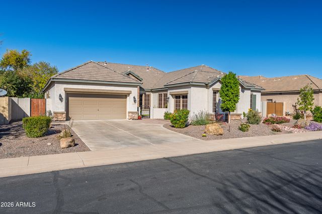 2384 E GRAND CANYON Drive, Chandler, AZ 85249