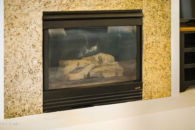 2384 E GRAND CANYON Drive, Chandler, AZ 85249