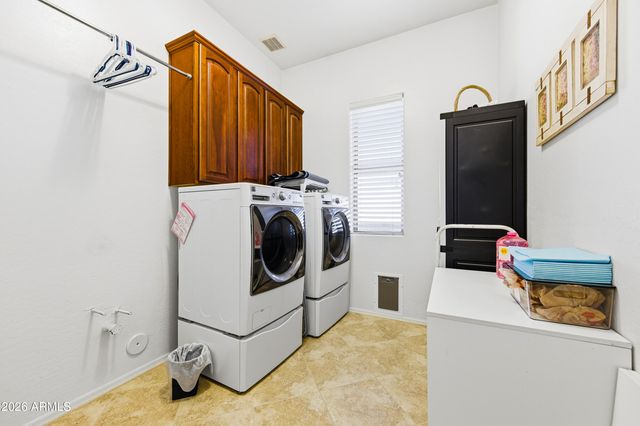 2384 E GRAND CANYON Drive, Chandler, AZ 85249