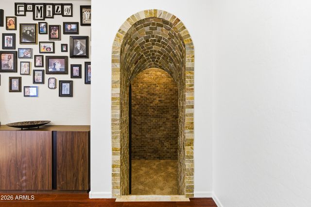 2384 E GRAND CANYON Drive, Chandler, AZ 85249