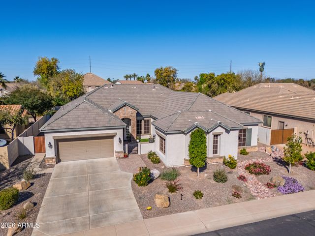 2384 E GRAND CANYON Drive, Chandler, AZ 85249