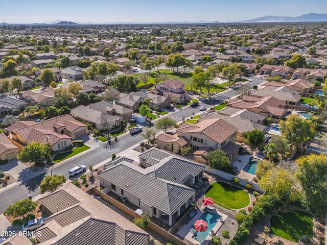 2384 E GRAND CANYON Drive, Chandler, AZ 85249